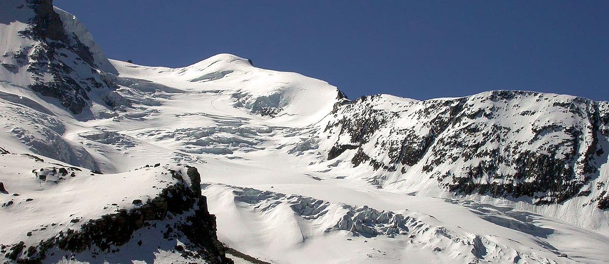 Alpinista canadese si lussa una spalla sul Laveciau