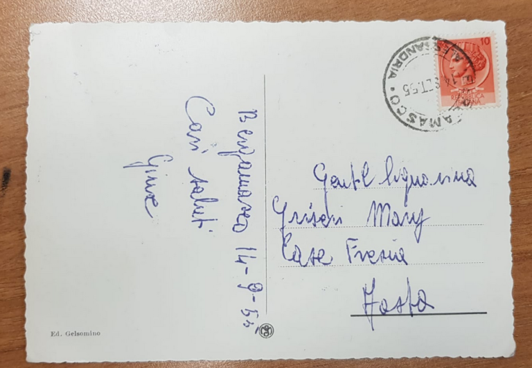 Aostana riceve una cartolina, ma è datata 1955