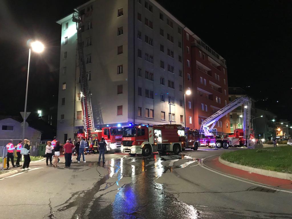 Incendio in viale Partigiani: forse un’esplosione