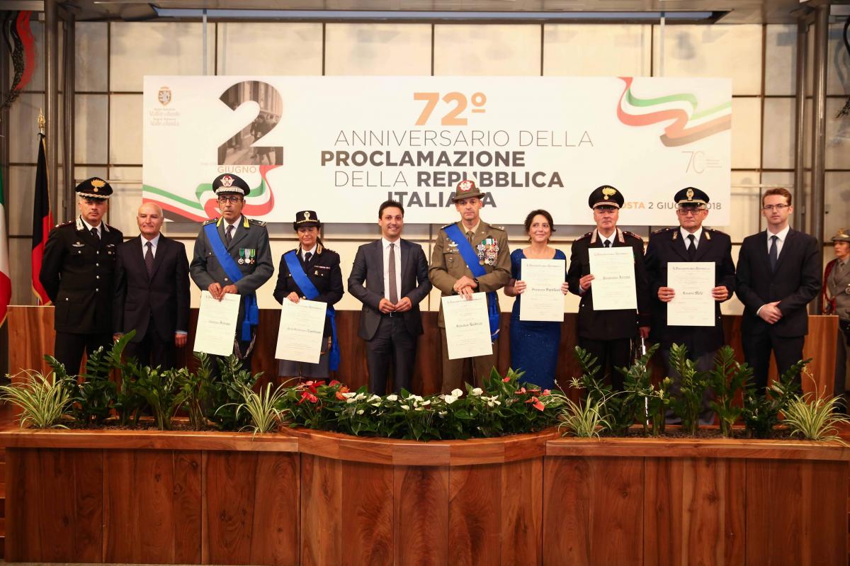 Un commendatore e cinque cavalieri nel 2 giugno valdostano