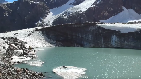 Lago glaciale Grand Croux, livello dell'acqua abbassato di 4,2 metri