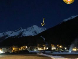 Interviene Air Zermatt per soccorrere due ghiacciatori, a Cogne