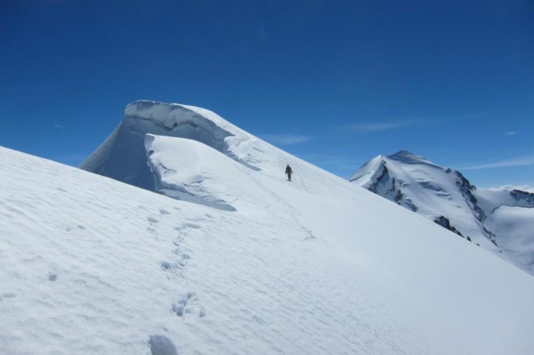 Salvi gli alpinisti bloccati tra le Rocce Nere e il Polluce