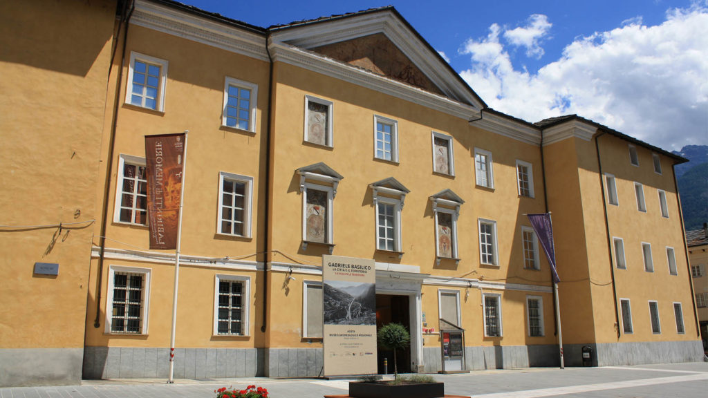 Mar Museo Archeologico Regionale Sede Espositiva