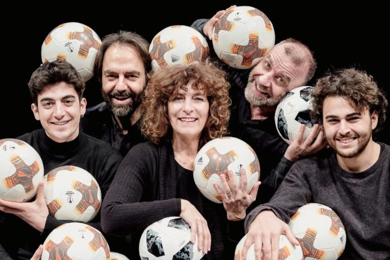 Neri Marcorè presenta: Tango del calcio di rigore
