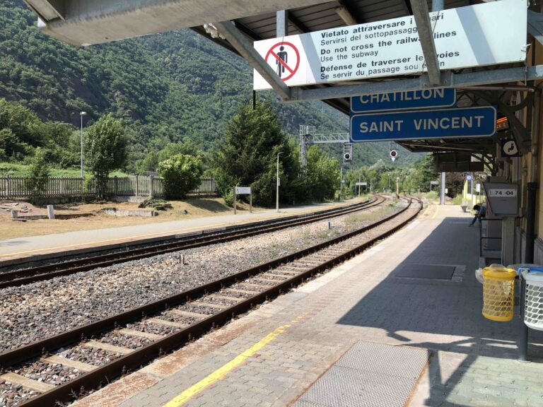Treni: autobus sostitutivi tra Verrès e Aosta in due weekend