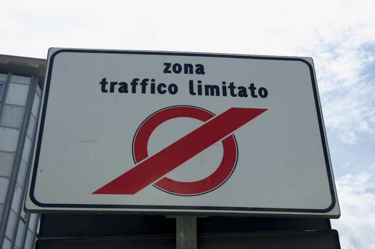Aosta: sanzioni di violazione Ztl notificate per errore