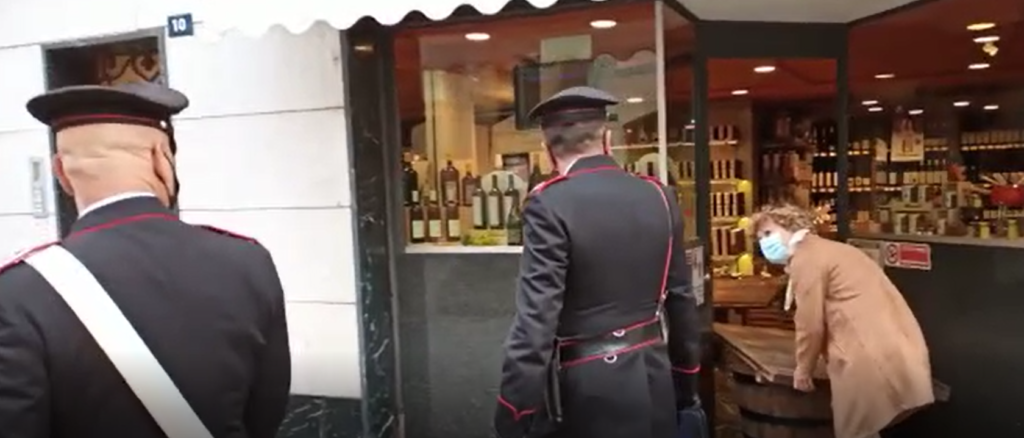 Carabinieri impegnati nelle operazioni di ispezione ad Aosta