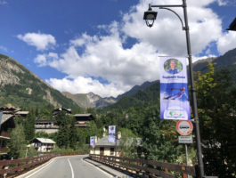 I testimonial sportivi delle Valli del Monte Bianco sventolano in Valdigne