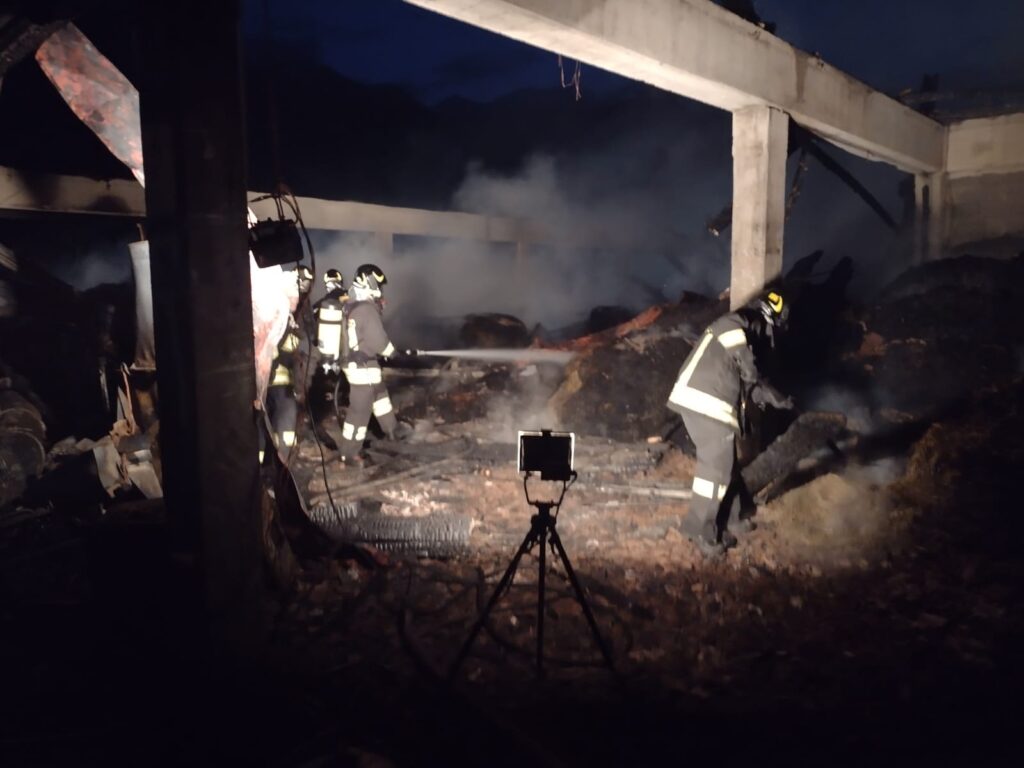 20210327 Incendio Arnad2