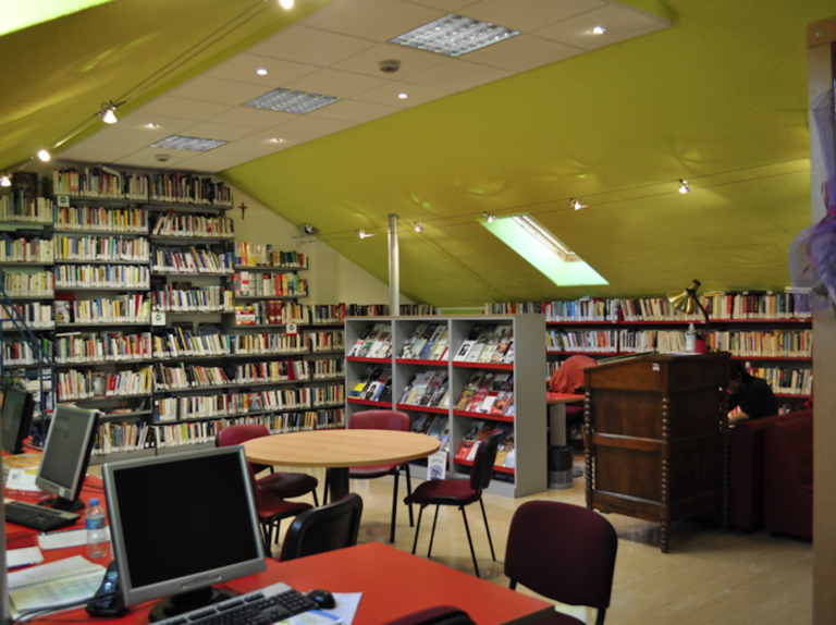 Biblioteca dell'ospedale di Aosta: riaperto l'accesso diretto