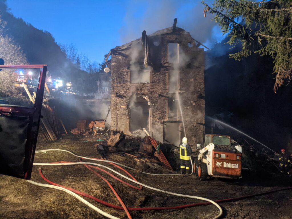 20210401 Incendio Reboulaz Nus