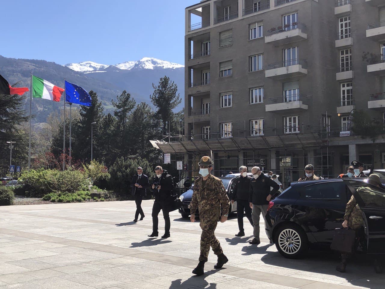 Figliuolo ad Aosta: l\'Esercito per vaccinare nei comuni di montagna