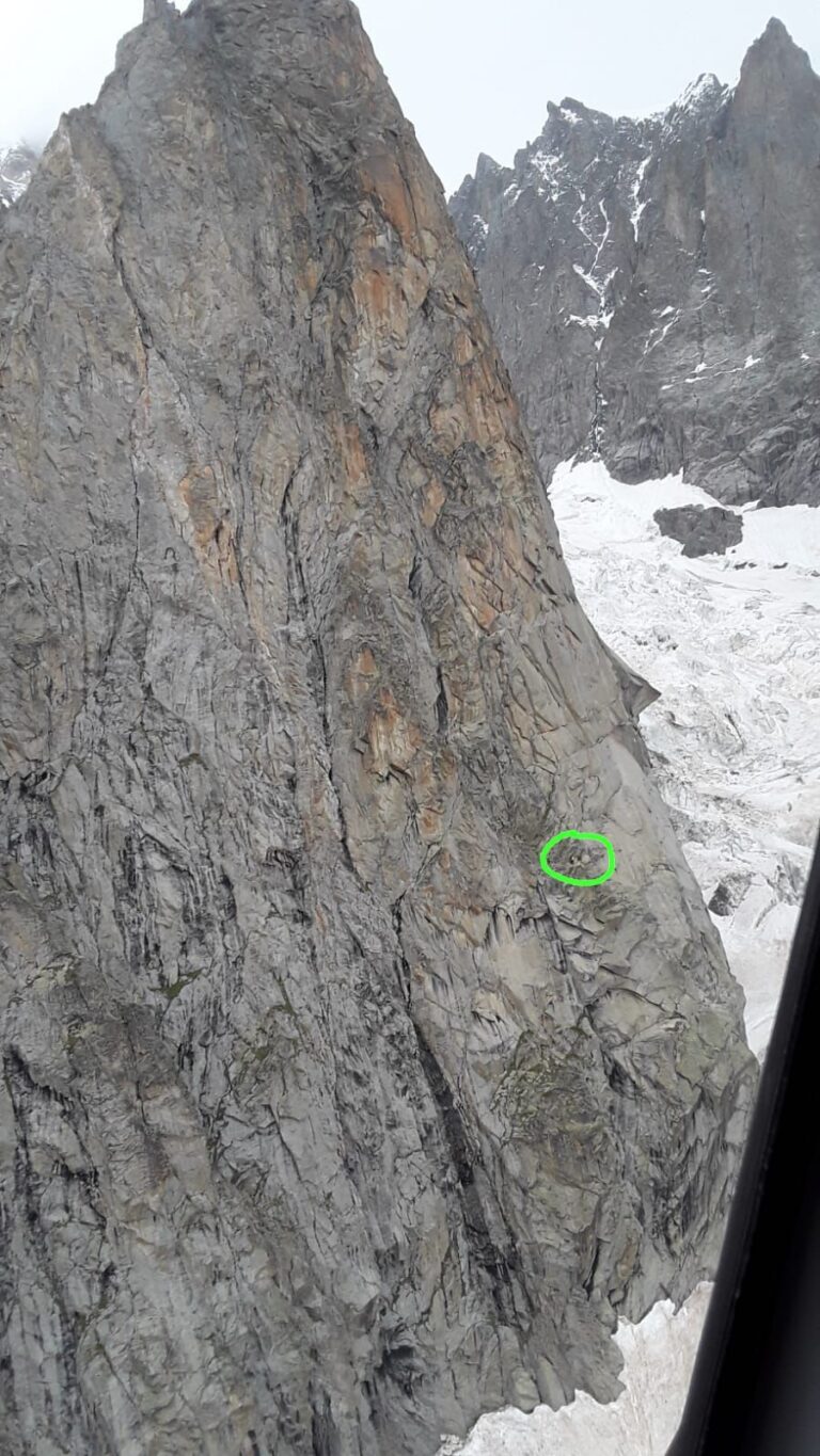 Alpinista cade sull'Aiguille Croux