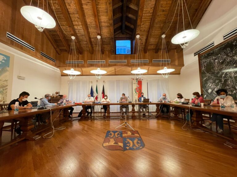 Consiglio comunale a Pont-Saint-Martin il 19 luglio 2021