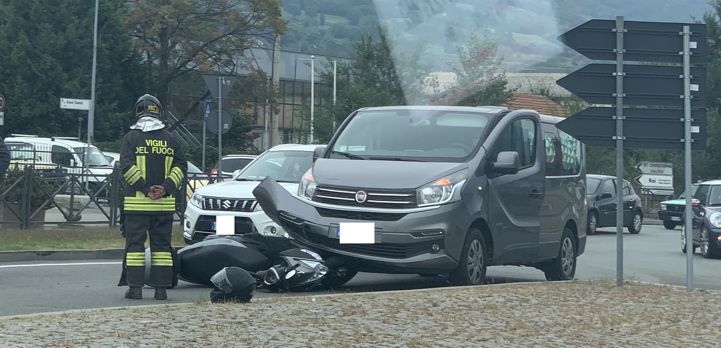 Incidente stradale a Saint-Christophe: coinvolto un minorenne