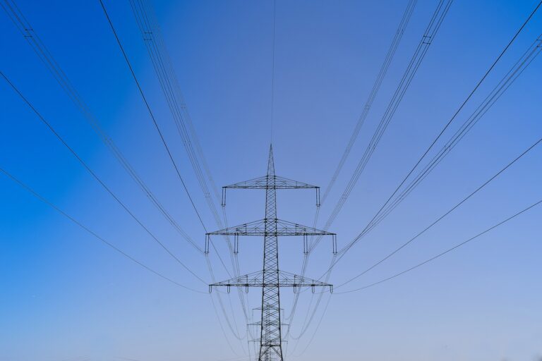 Caro-energia: aumenti di oltre 100milioni di euro per i Valdostani