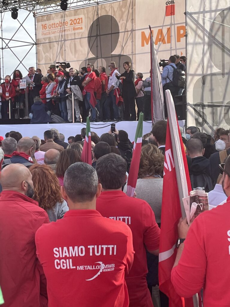 Anche i valdostani a Roma per la manifestazione di Cgil, Cisl e Uil