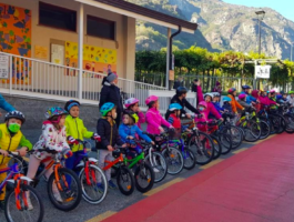 Donnas: biciclettata per la fine del corso di educazione stradale