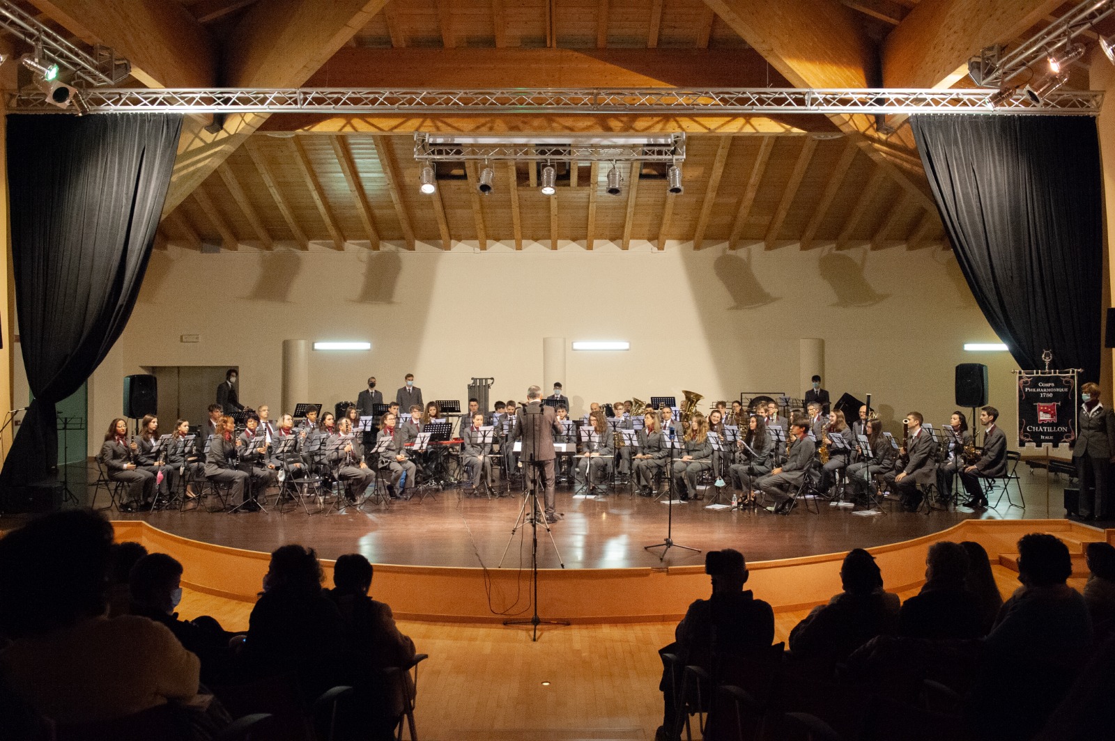 Il Corps Philharmonique de Châtillon festeggia Santa Cecilia