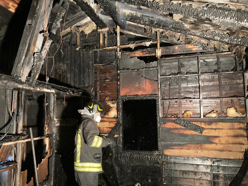 Incendio In Unabitazione A Nus 3