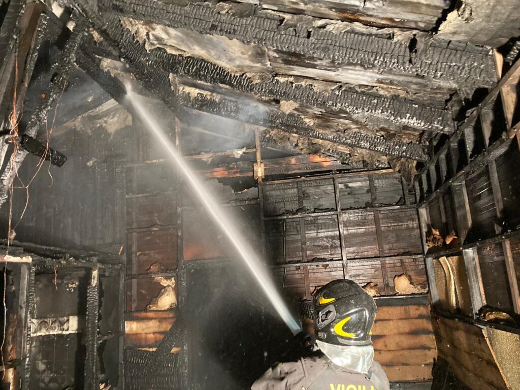 Incendio In Unabitazione A Nus 4