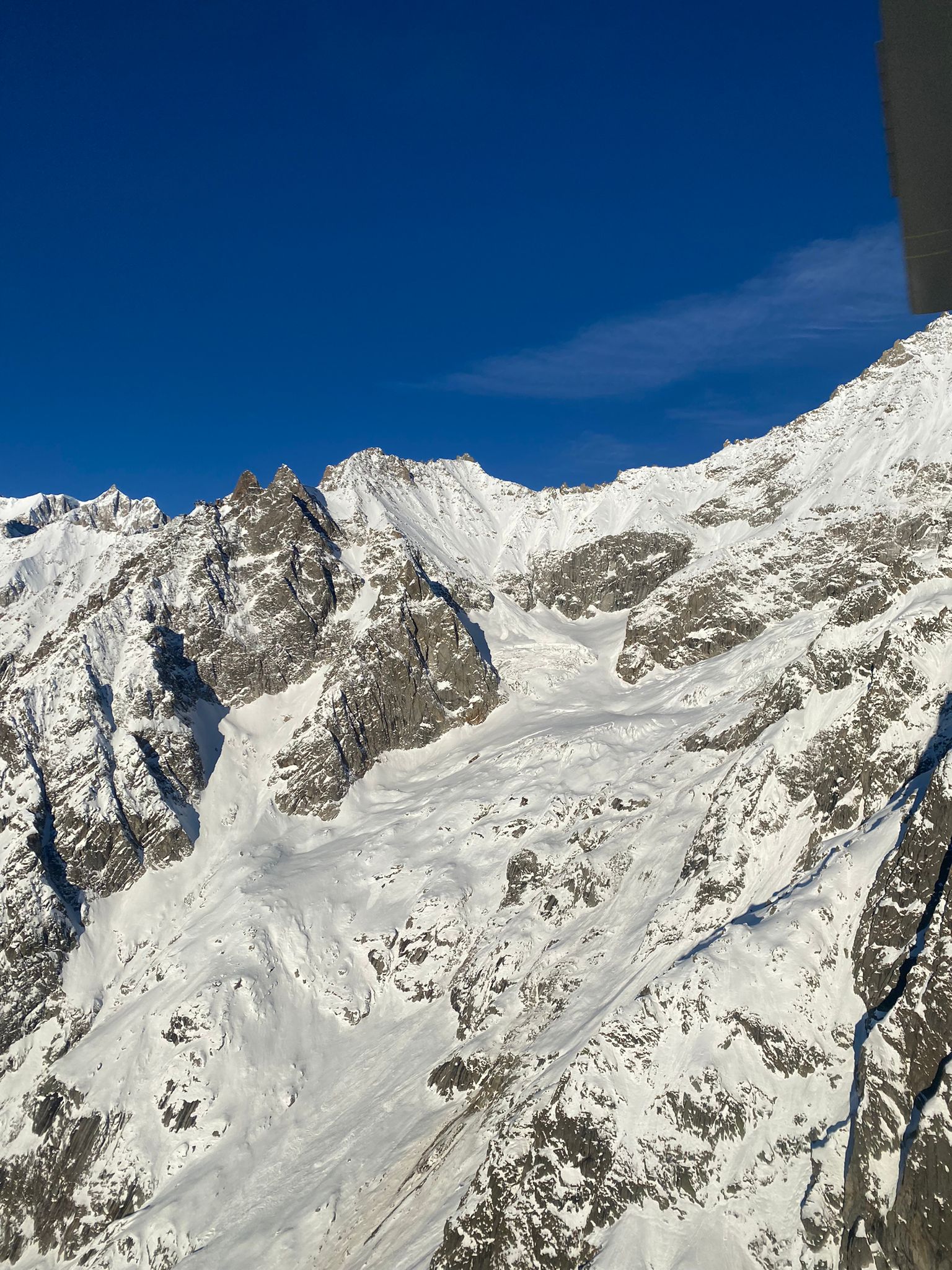 Courmayeur: distacco artificiale di valanga