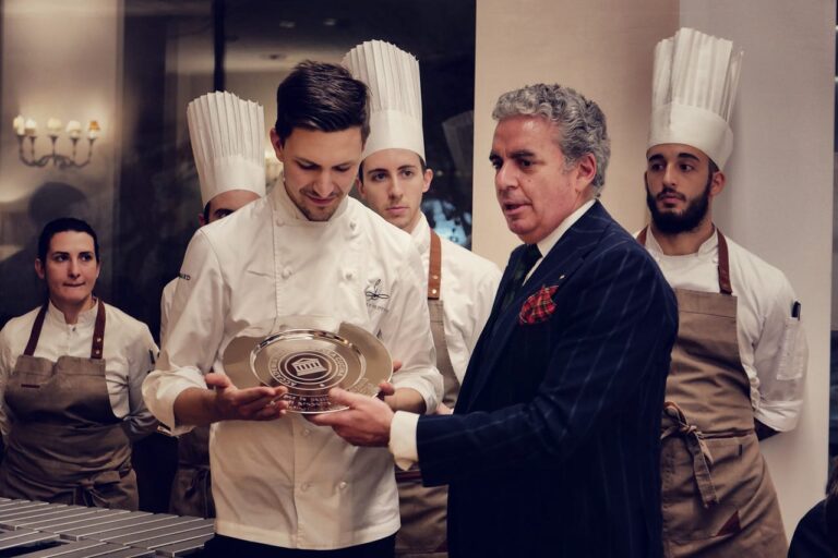 Paolo Griffa premiato dall'Académie internationale de gastronomie