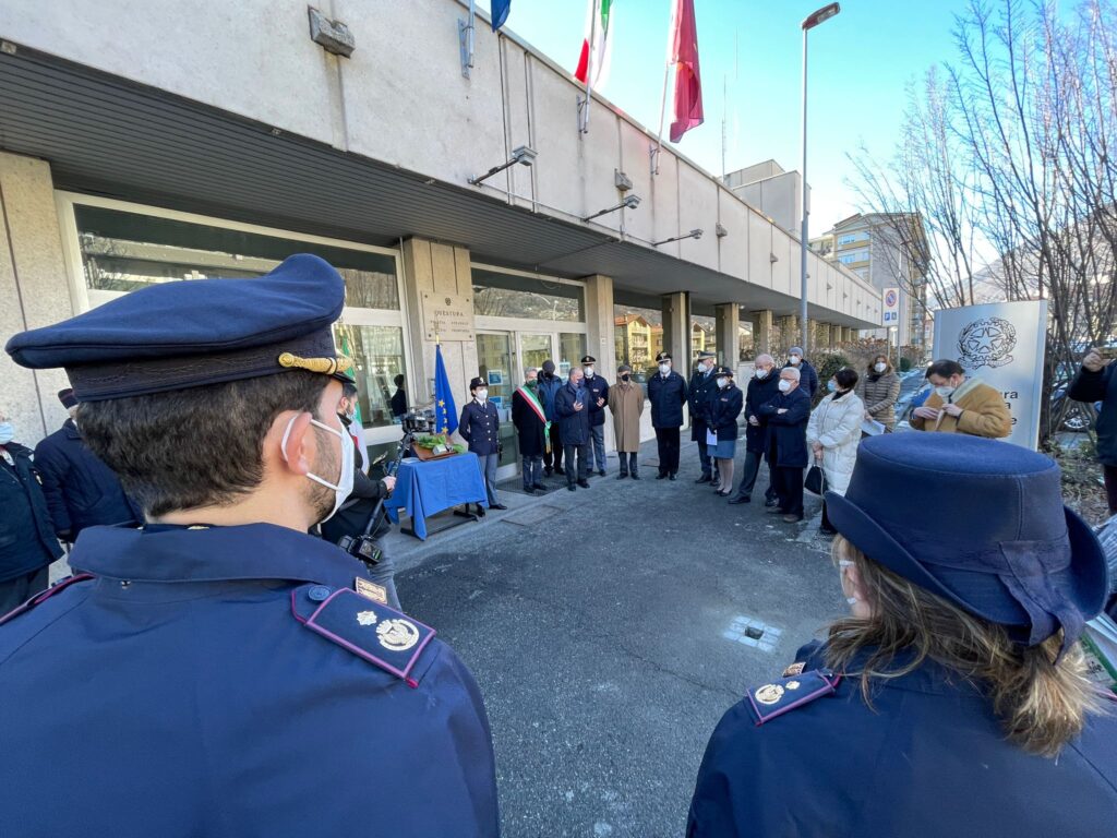 Aosta: una pietra d'inciampo per il Commissario Camillo Renzi