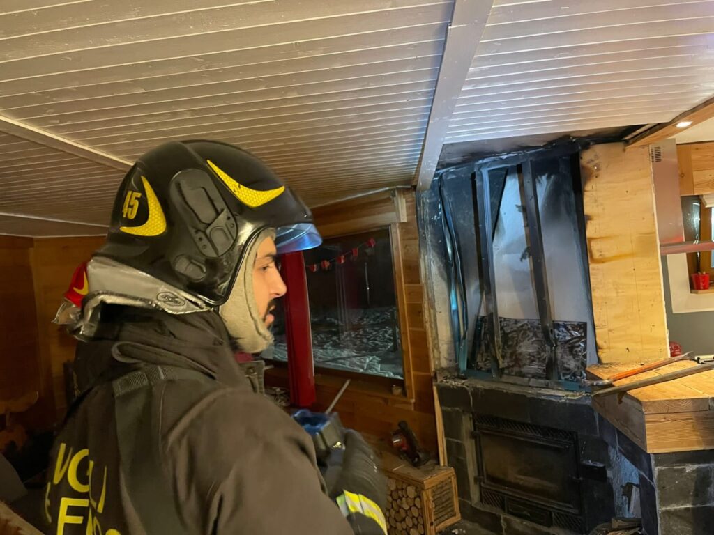 20221002 Incendio Gressan 2