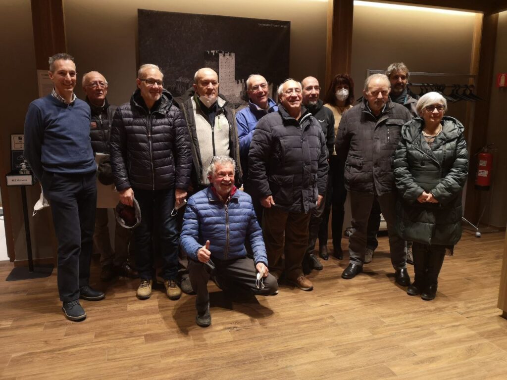 I Membri Dellasiv Alla Presentazione Di Un Ciondolo Per La Vita 2022 1
