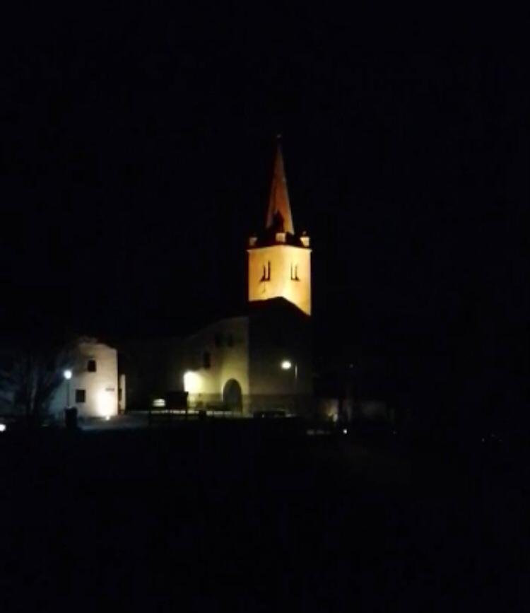 Luci spente nei Comuni contro il caro-energia