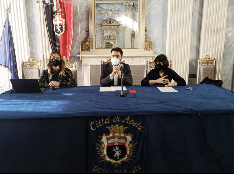 Antonella Giorgi, l'assessore Samuele Tedesco e Tania Castellan