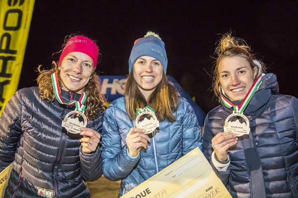 Il podio femminile della SkySnow 2022