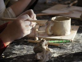 Saint-Denis: un laboratorio d\'arte per bambini