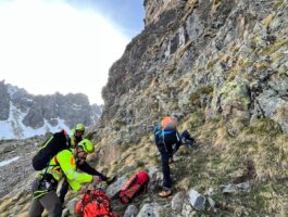 Alpinista cade sul Pilier Petey
