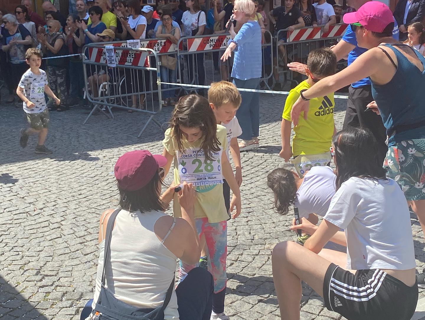 A Verrès, i bambini della scuola elementare hanno corso contro la fame