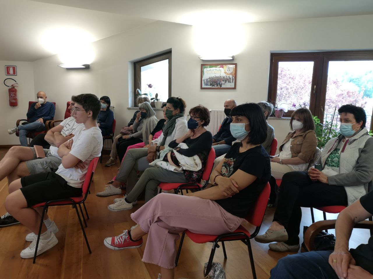 Il pubblico alla presentazione del libro Imperfetta, di Alessandra Gallizioli