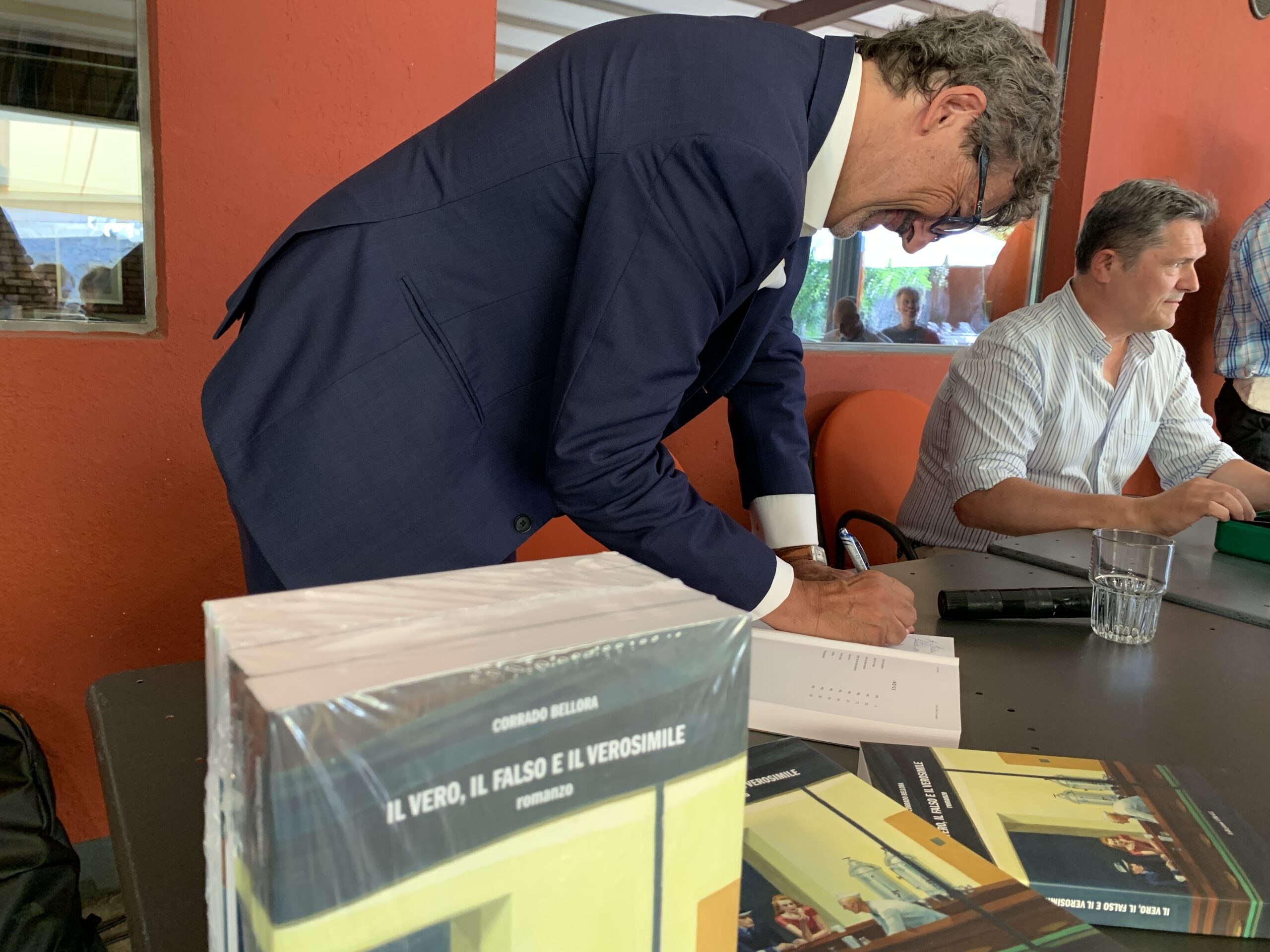 Corrado Bellora: un avvocato in libreria