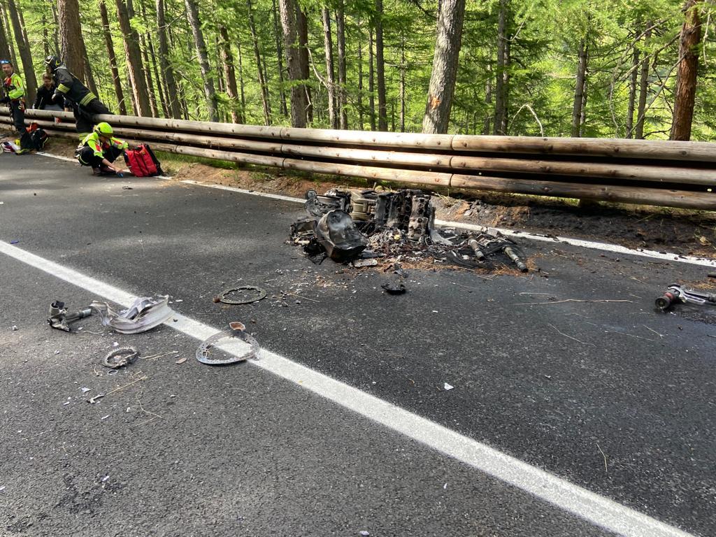 Incidente sulla strada per il colle del Gran San Bernardo