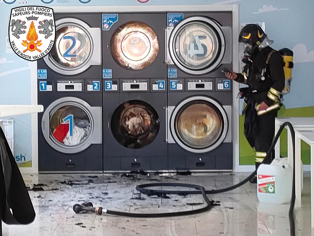 20220703 Incendio Lavanderia2