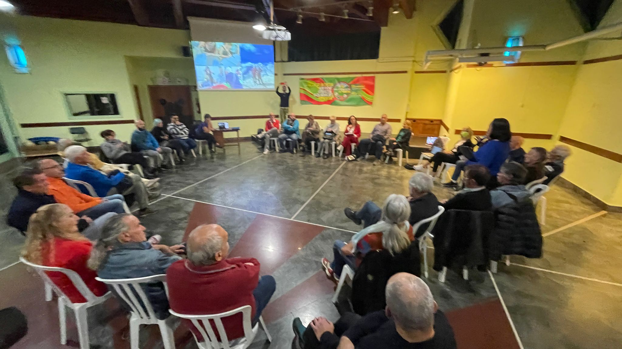 Valle d\'Aosta aperta: avanti con gruppi di lavoro tematici e vigilanza sul Consiglio Valle