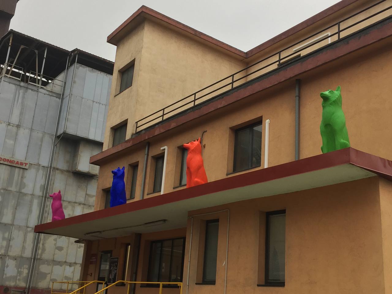 Regen’Art: alla Cas una mostra con la plastica di recupero