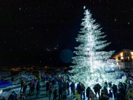 Courmayeur: 95mila euro per le luci e gli alberi di natale