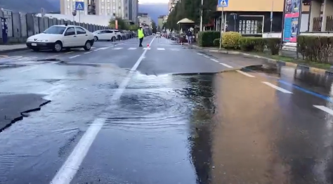 Guasto alla rete idrica in via Torino: chiusa la strada