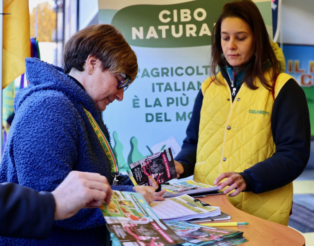 Coldiretti: una petizione contro il cibo sintetico