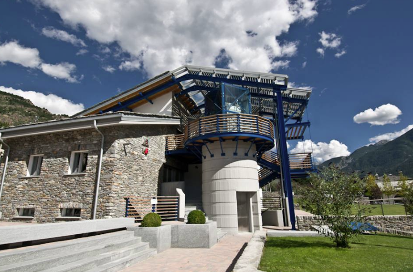 Officina delle emozioni: laboratorio teatrale a Quart