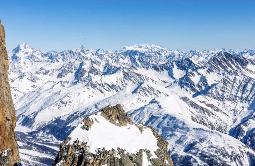 cazzanelli favre stradelli couloir isaie