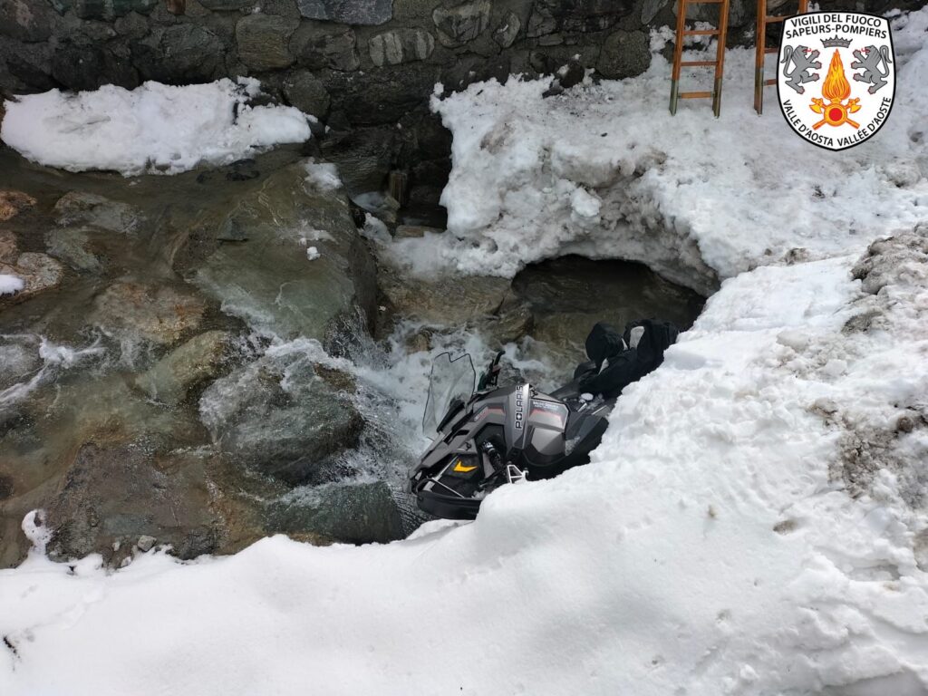 20230329-cervinia-incidente-motoslitta