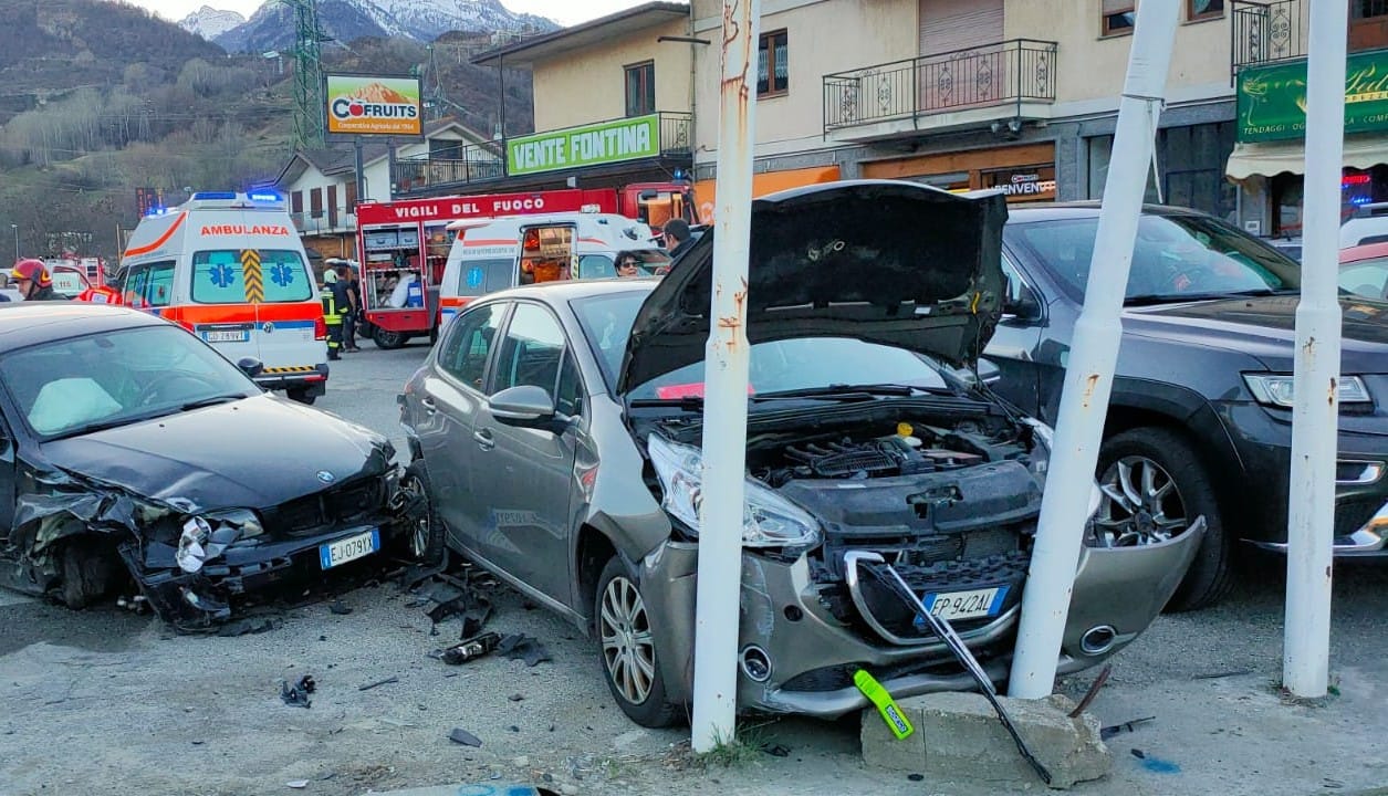 Incidente stradale a Villeneuve